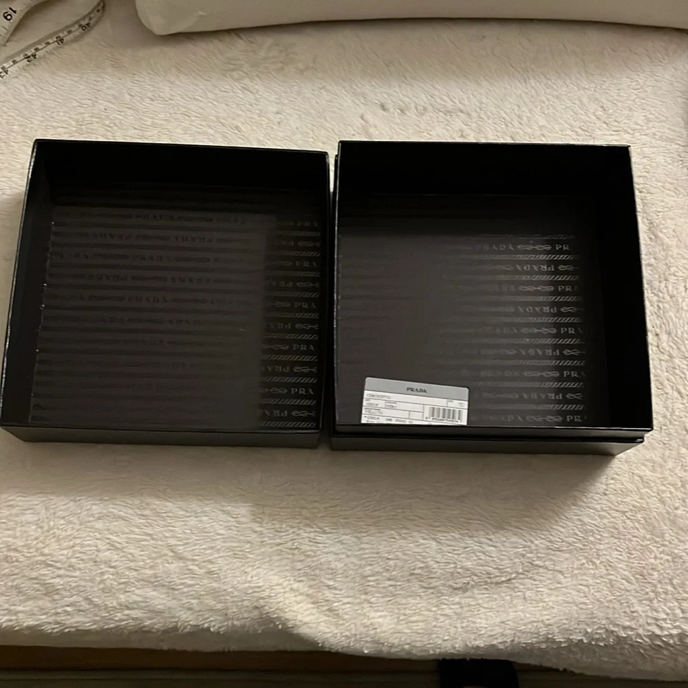 Prada empty box - Picture 4 of 6